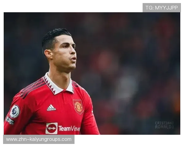 C罗依然不死，曼联4-1大胜西汉姆联，冲击英超冠军