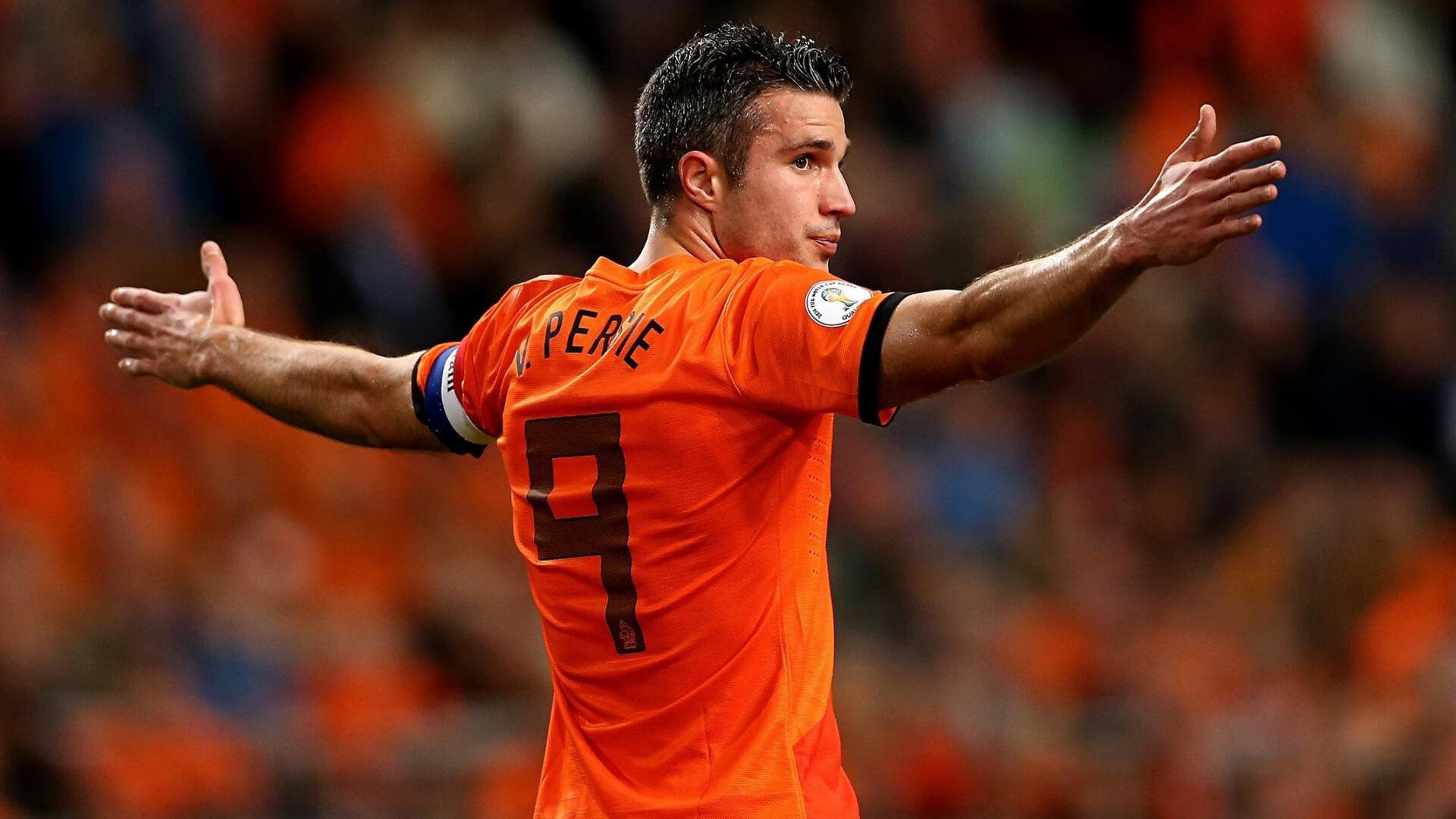 中锋是否应主动参与外线传球转移，中锋在球队的作用